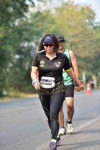 BIB: 46402
                            <button type="button" onclick="openModal(10196502)" class="btn btn-primary btn-sm float-right btn-popup" data-toggle="modal" data-target=".modal-high-quality">
                        <i class="fas fa-shopping-cart"></i> Add to Cart
                    </button>
                                            <button type="button" onclick="isThisMe(10196502, true)" class="btn btn-success btn-sm float-right btn-popup btn-isme hidden" data-toggle="tooltip" data-placement="bottom" title="นี่คือรูปของคุณใช่ไหม คลิกที่นี่เพื่อเอาเข้าอัลบั้ม">
                        <i class="fas fa-plus"></i> Add to album
                    </button>
                    <button type="button" onclick="isThisMe(10196502, false)" class="btn btn-warning btn-sm float-right btn-popup btn-isnotme hidden">
                        <i class="fas fa-ban"></i> Remove from album
                    </button>